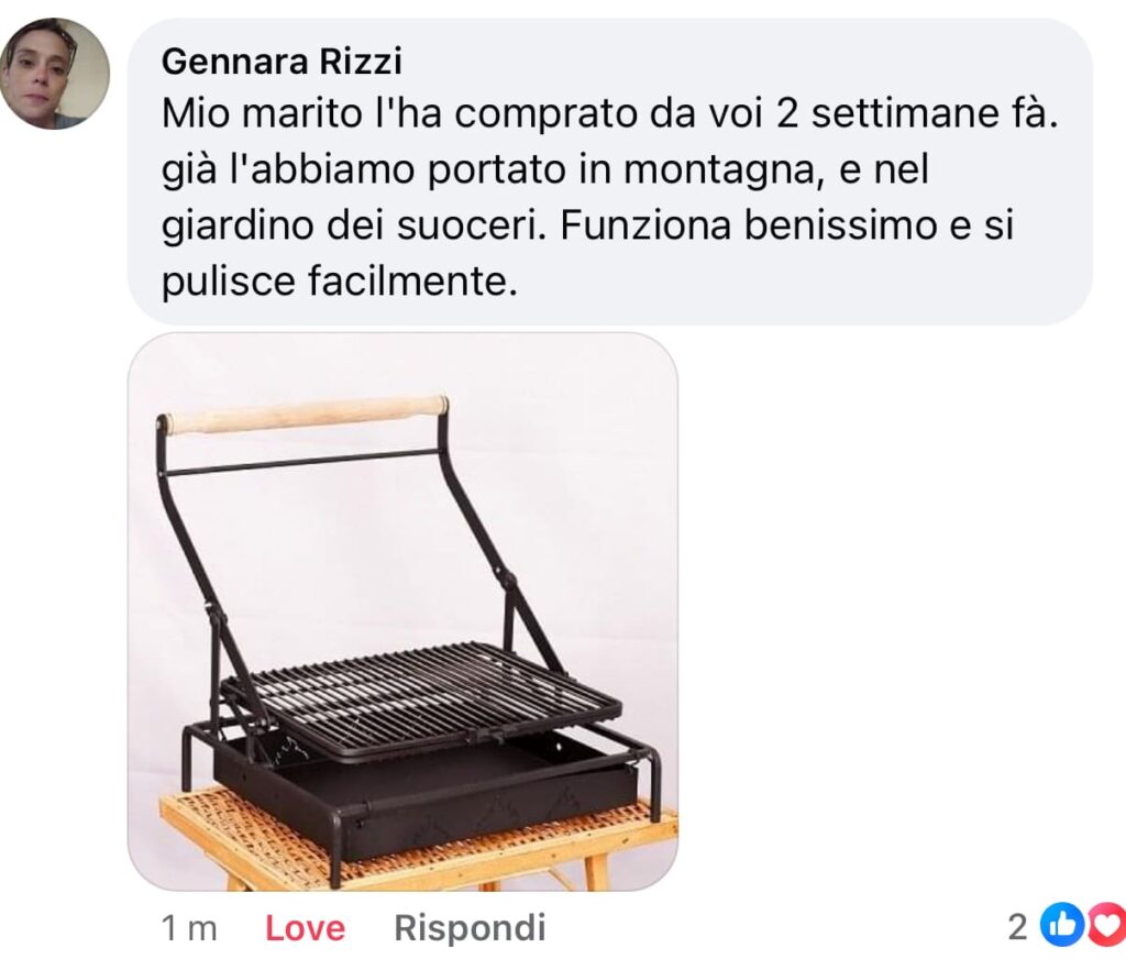 Barbecue portatile con griglia in acciaio e struttura in legno.